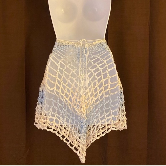 Handmade Crochet Beach Wrap / Coverup - Picture 4 of 7